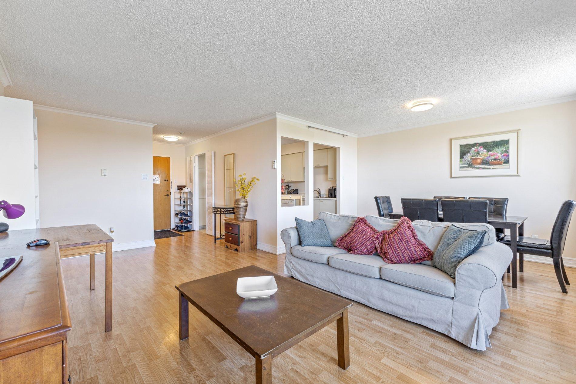









2250


Boul. Thimens

, 604,
Montréal (Saint-Laurent),




QC
H4R2L3

