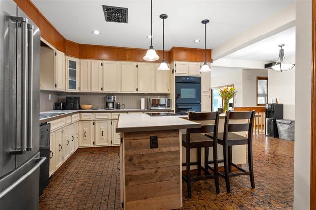 









23


FORT GARRY

CR,
St Andrews,




MB
R1A 2P7

