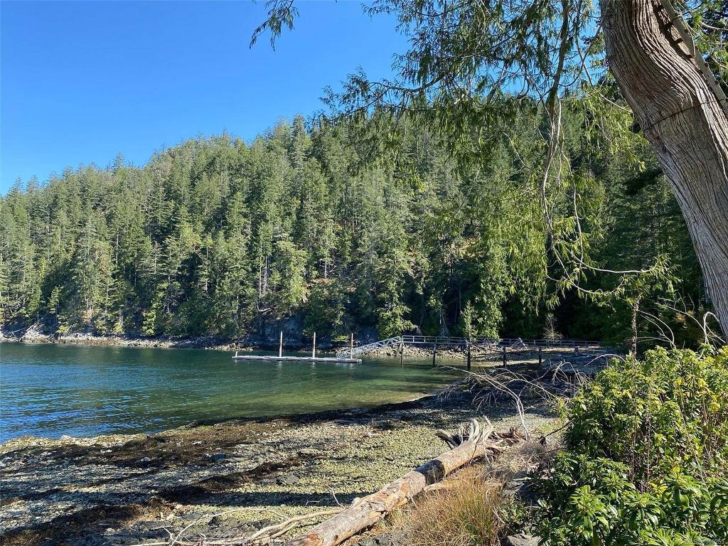 









DL 904


Quartz

Bay,
Cortes Island,







BC
V0V 0V0

