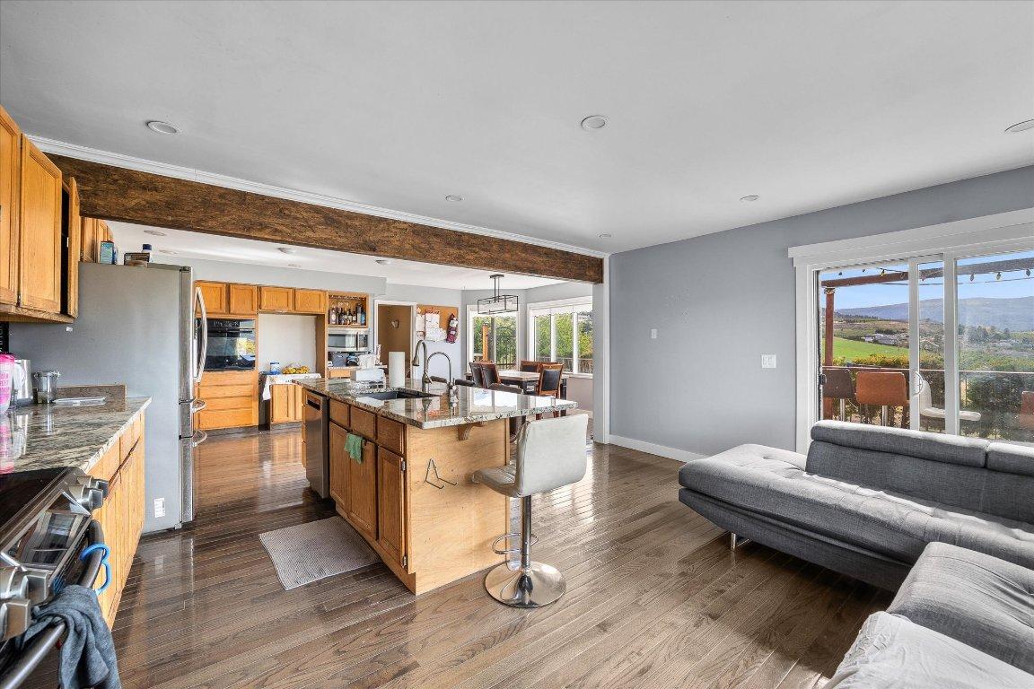 









848


Webster

Road,
Kelowna,







BC
V1P 1C2

