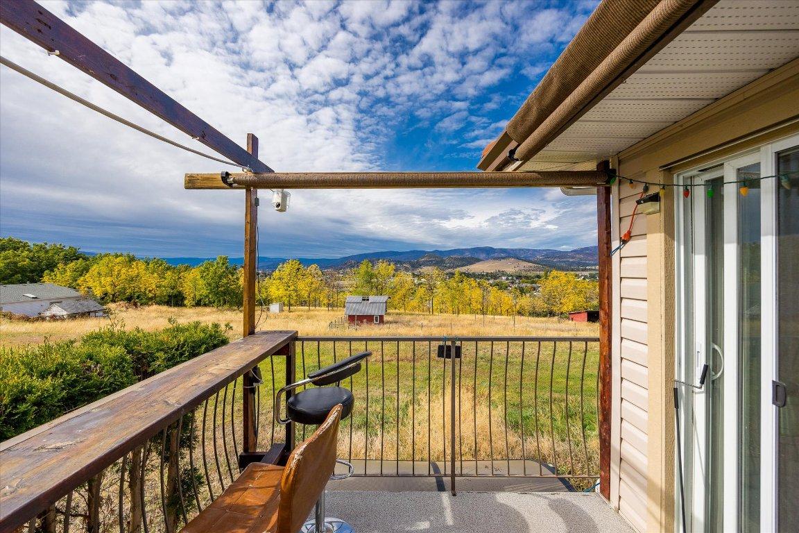 









848


Webster

Road,
Kelowna,







BC
V1P 1C2

