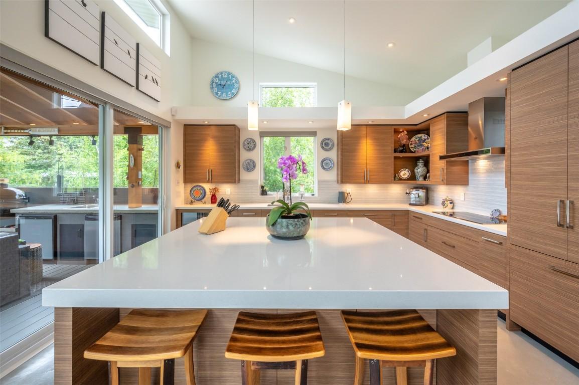 









252


Sundial

Road,
Oliver,




BC
V0H 1T2

