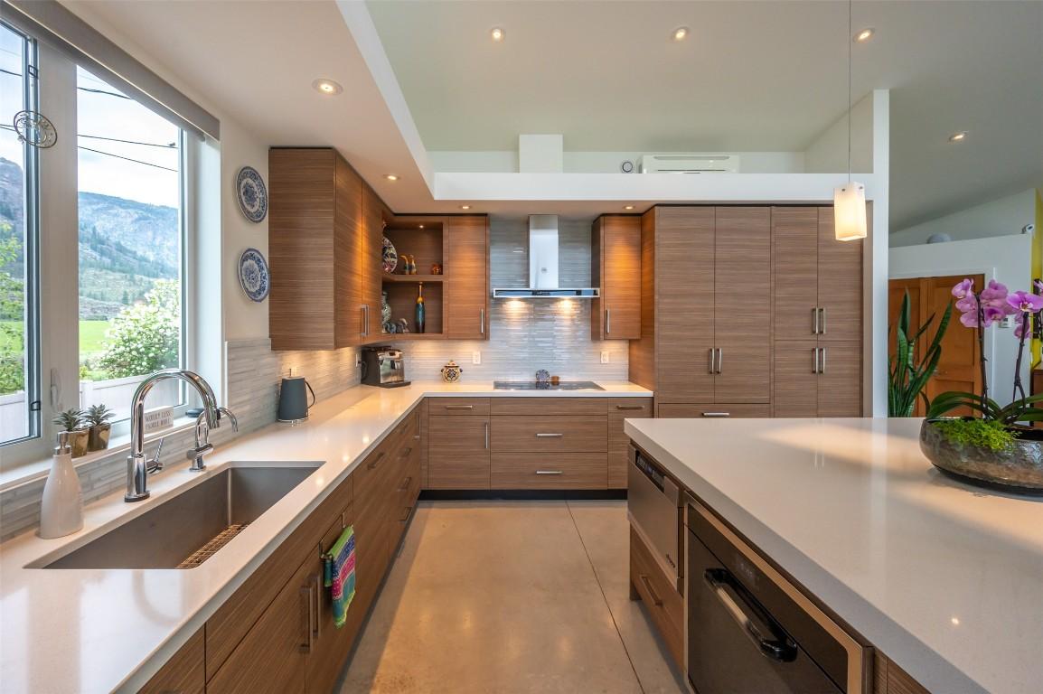 









252


Sundial

Road,
Oliver,




BC
V0H 1T2

