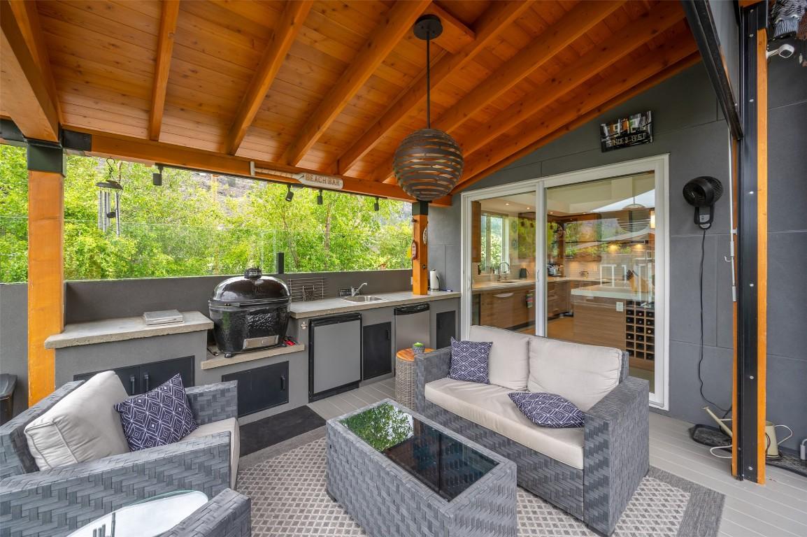 









252


Sundial

Road,
Oliver,




BC
V0H 1T2

