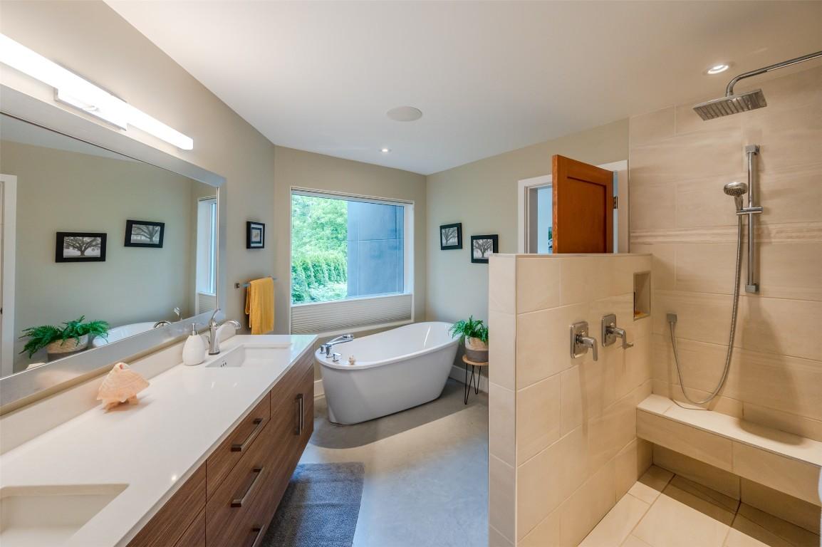 









252


Sundial

Road,
Oliver,




BC
V0H 1T2

