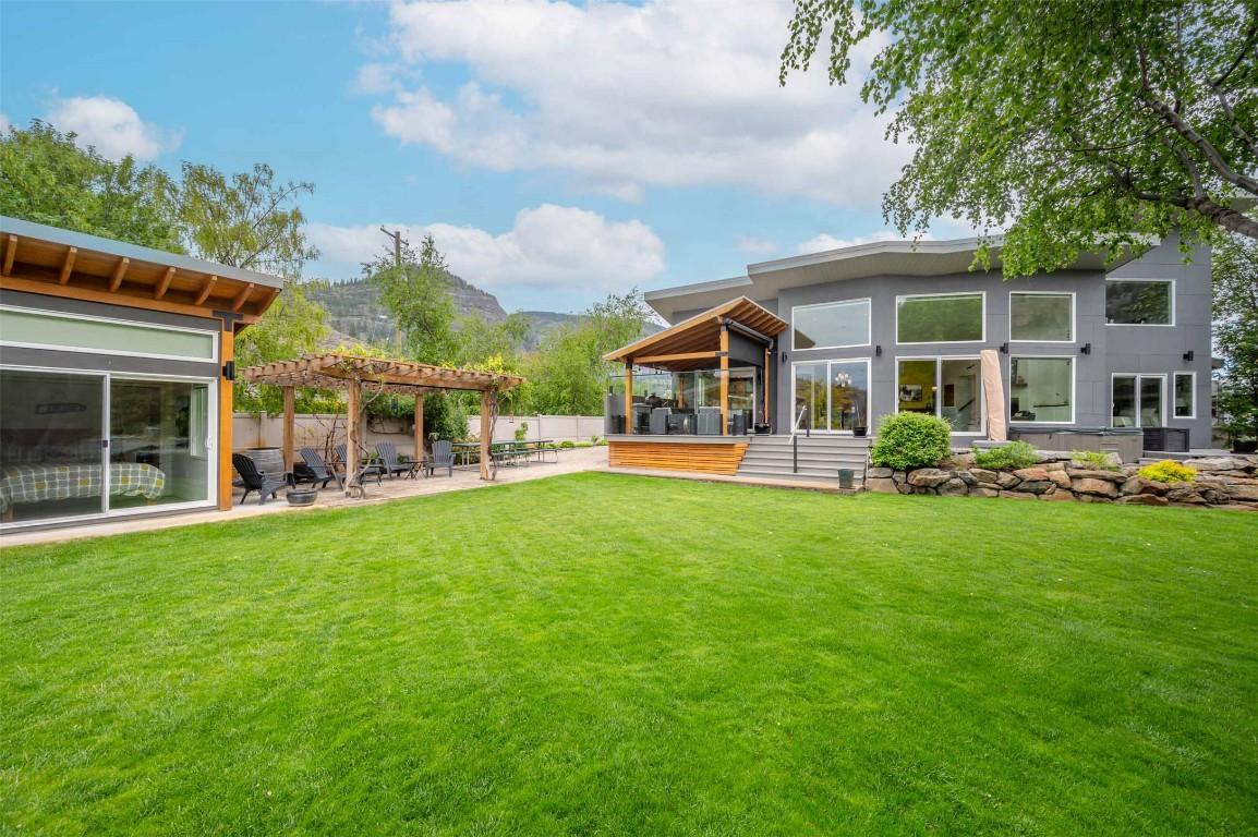 









252


Sundial

Road,
Oliver,




BC
V0H 1T2

