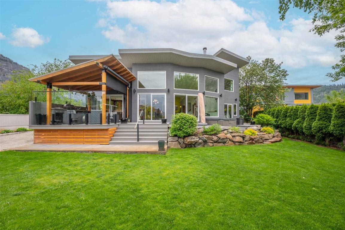 









252


Sundial

Road,
Oliver,




BC
V0H 1T2

