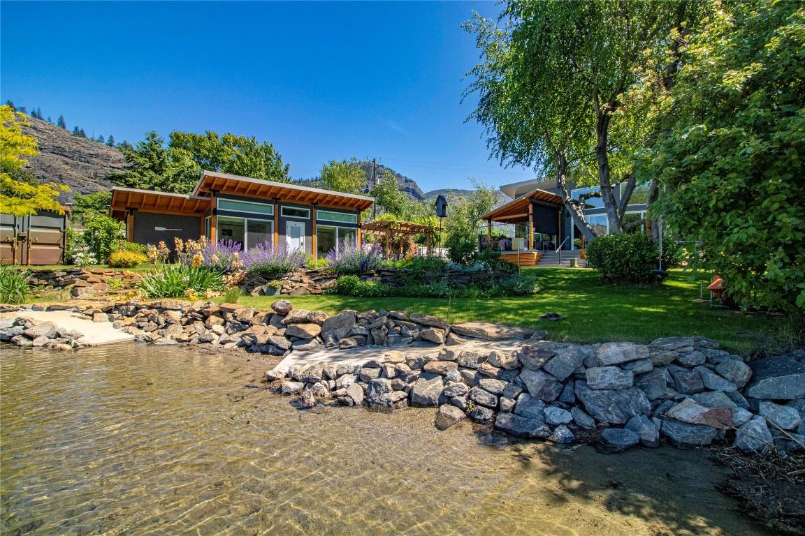 









252


Sundial

Road,
Oliver,




BC
V0H 1T2

