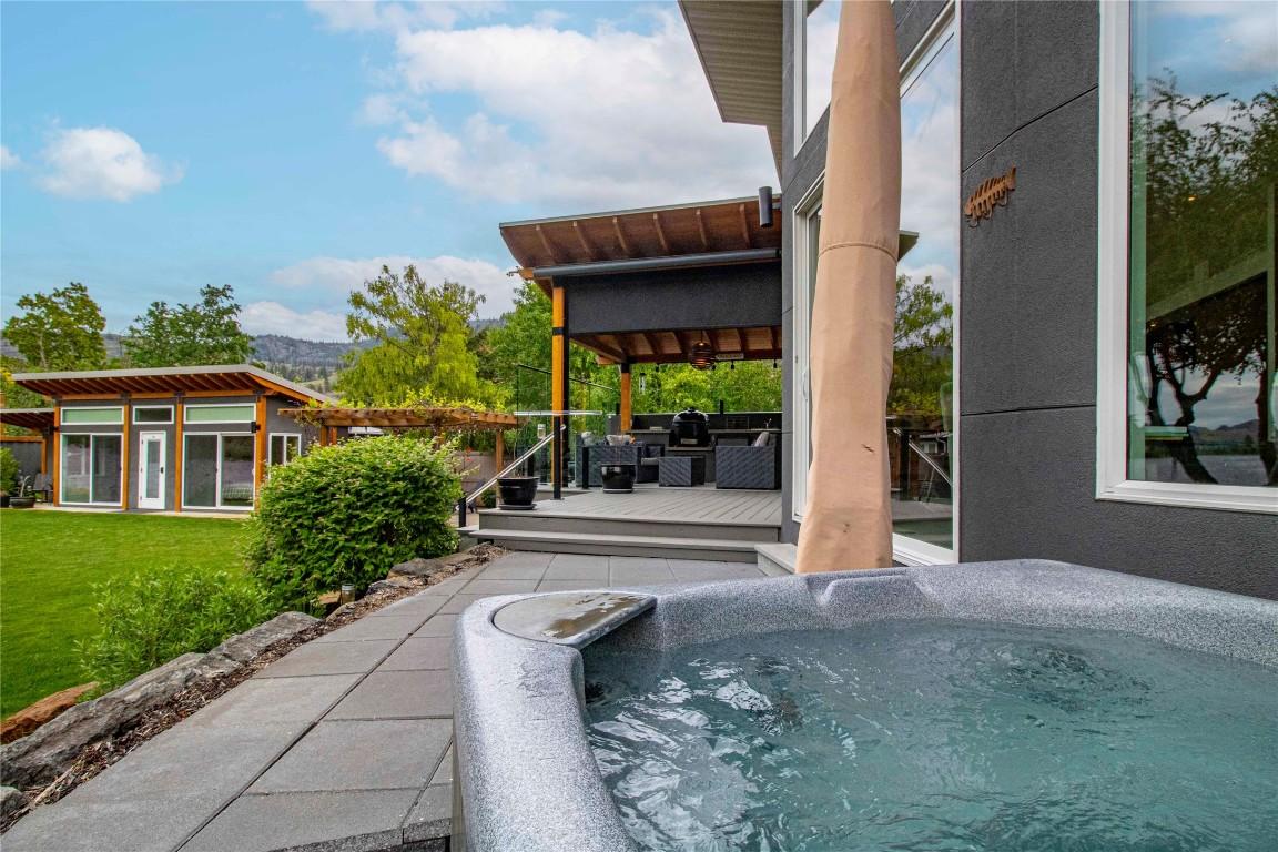 









252


Sundial

Road,
Oliver,




BC
V0H 1T2


