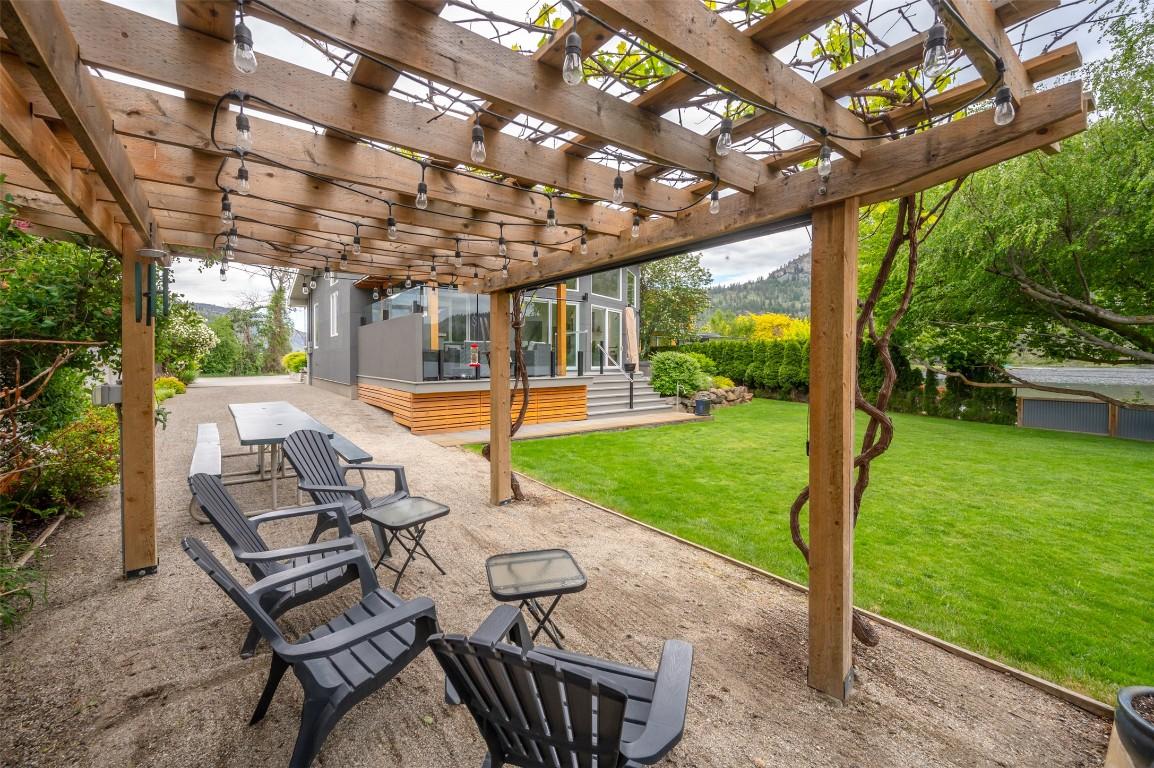 









252


Sundial

Road,
Oliver,




BC
V0H 1T2

