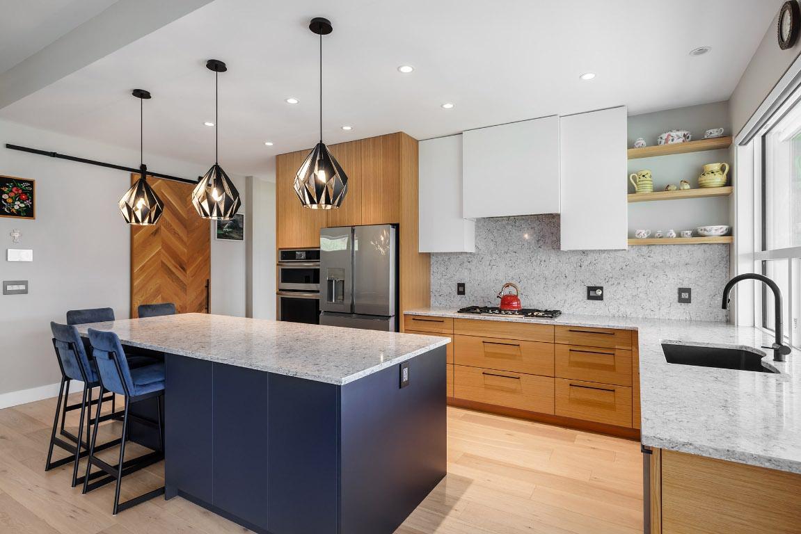 









9814


Beacon Hill

Crescent,
Lake Country,




BC
V4V 0A9

