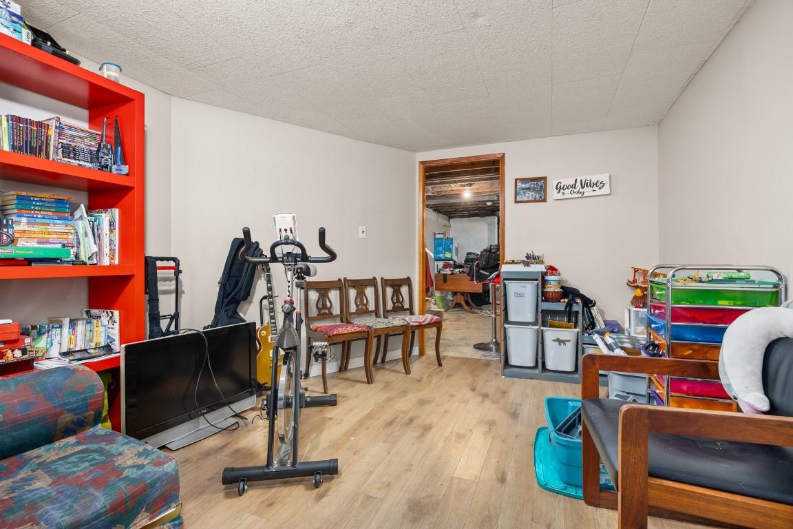 









2800


39

Street,
Vernon,




BC
V1T 6J4


