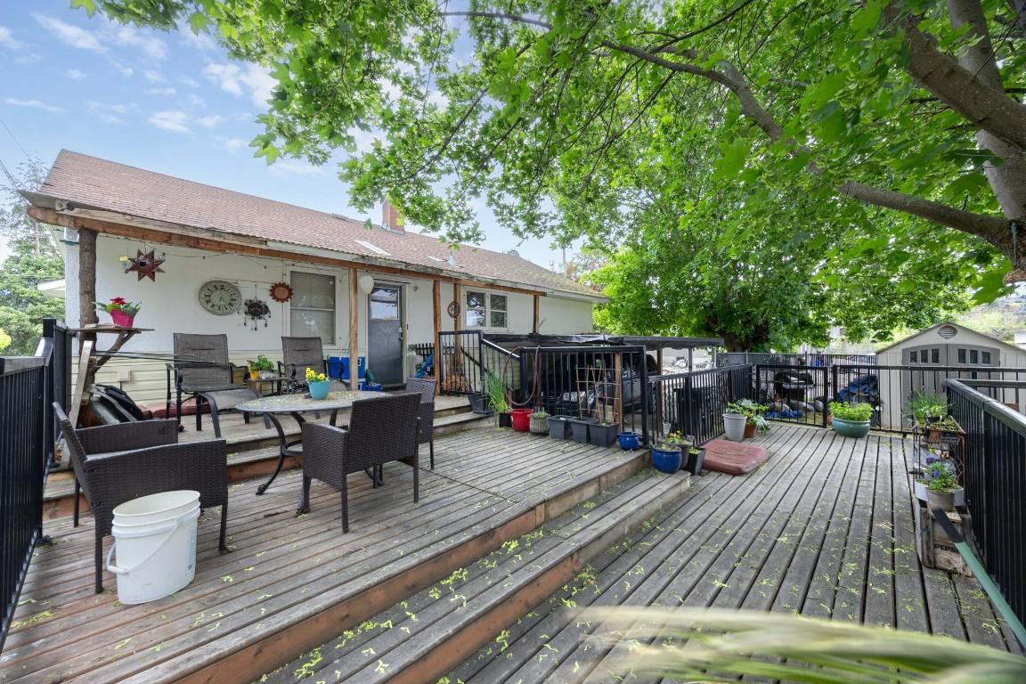 









2800


39

Street,
Vernon,




BC
V1T 6J4

