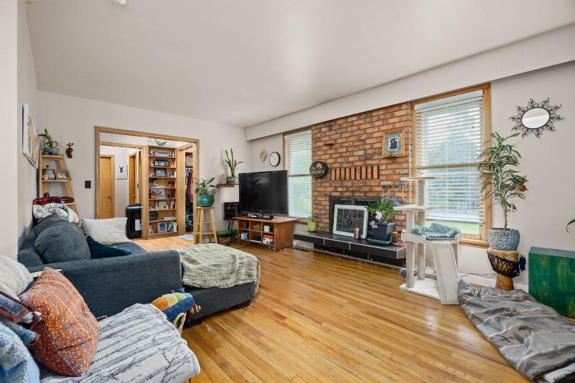









2800


39

Street,
Vernon,




BC
V1T 6J4

