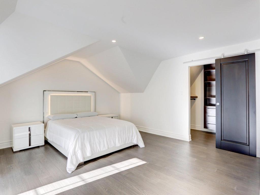 









6


Rue Bélair

,
L'Île-Bizard/Sainte-Geneviève (Montréal),




QC
H9E1R1

