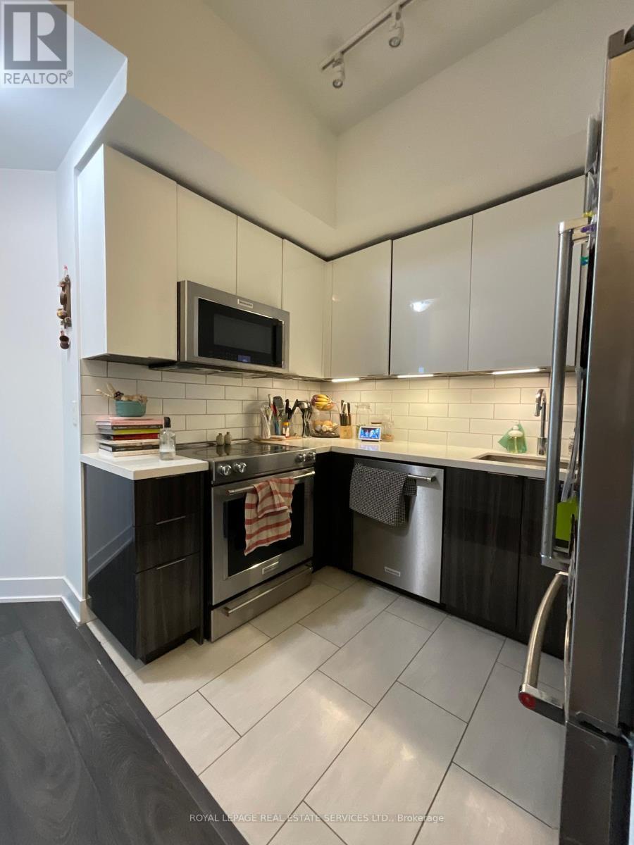 












909 - 20 SHORE BREEZE DRIVE

,
Toronto,




Ontario
M8V0C7

