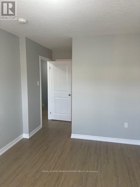 












29 - 88 DECORSO DRIVE

,
Guelph,




Ontario
N1L0A1

