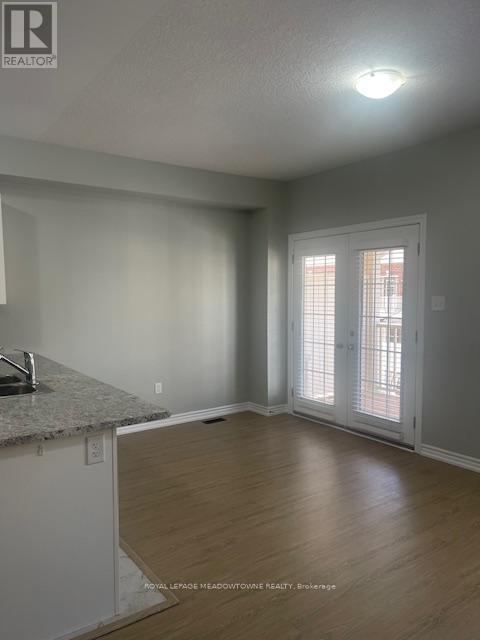 












29 - 88 DECORSO DRIVE

,
Guelph,




Ontario
N1L0A1

