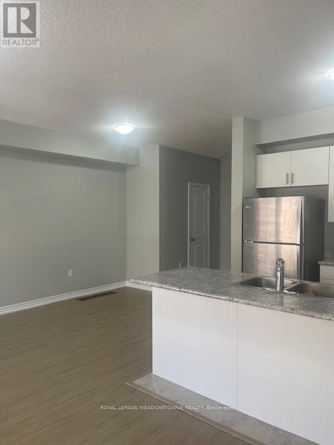 












29 - 88 DECORSO DRIVE

,
Guelph,




Ontario
N1L0A1

