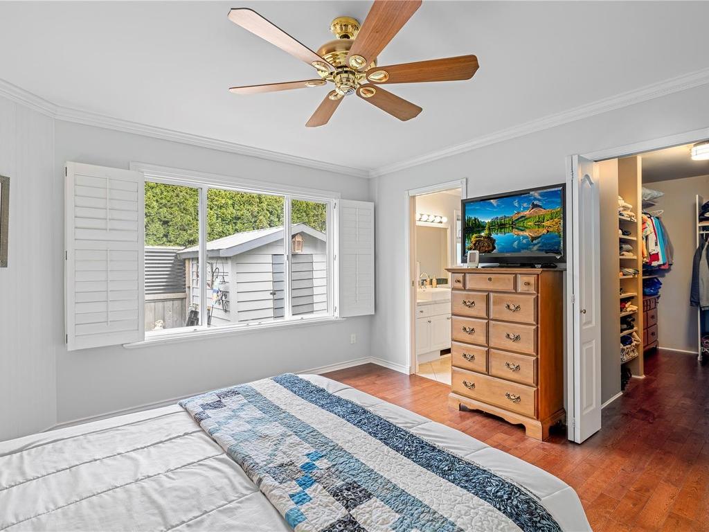 









1084


Aery View

Way,
Parksville,




BC
V9P 2N9

