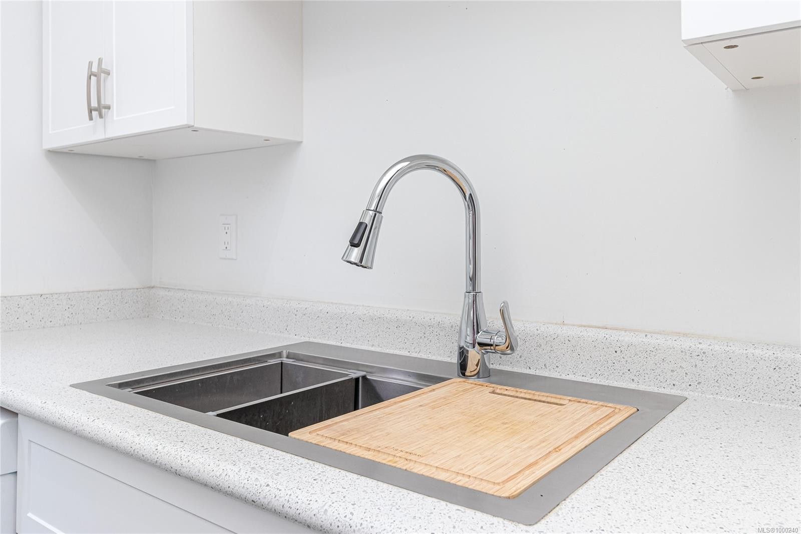









2520


Wark

St, 114,
Victoria,




BC
V8T 5G6

