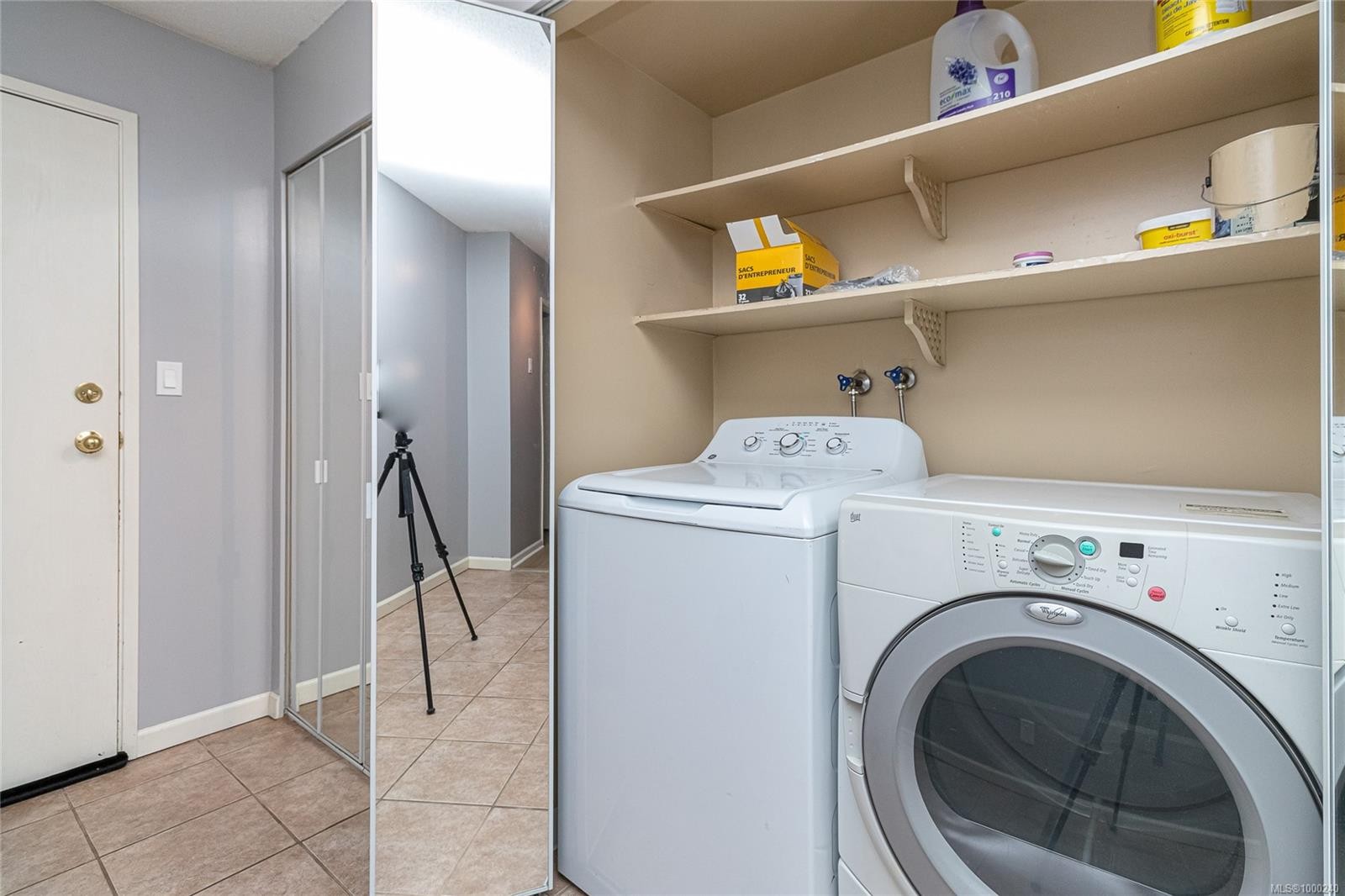 









2520


Wark

St, 114,
Victoria,




BC
V8T 5G6

