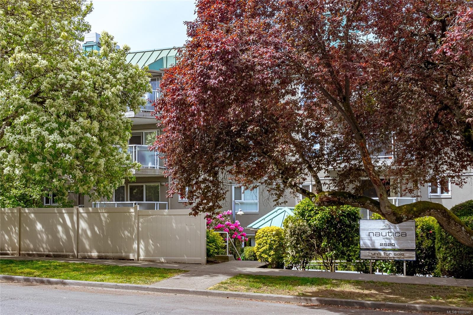 









2520


Wark

St, 114,
Victoria,




BC
V8T 5G6


