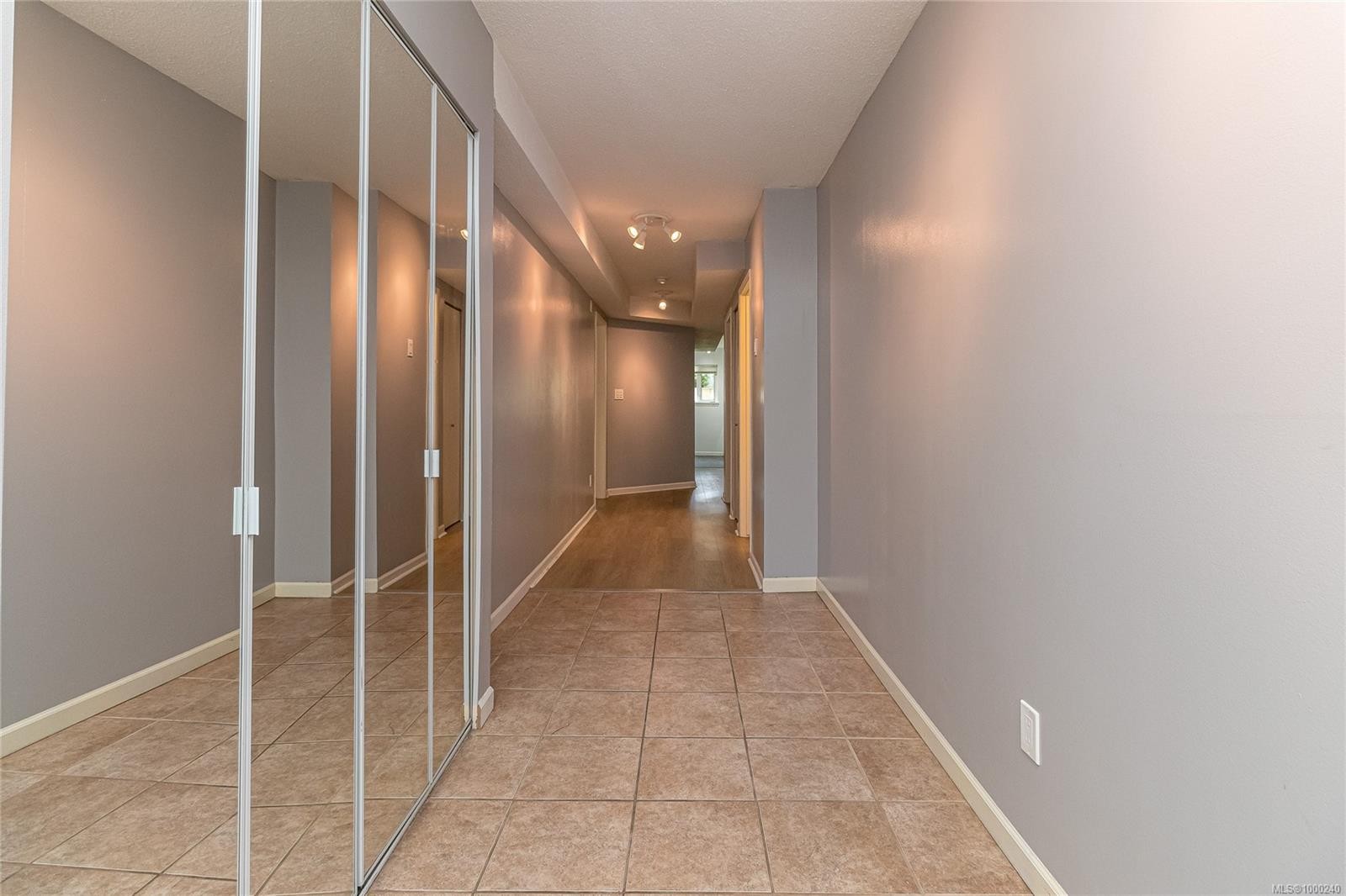 









2520


Wark

St, 114,
Victoria,




BC
V8T 5G6

