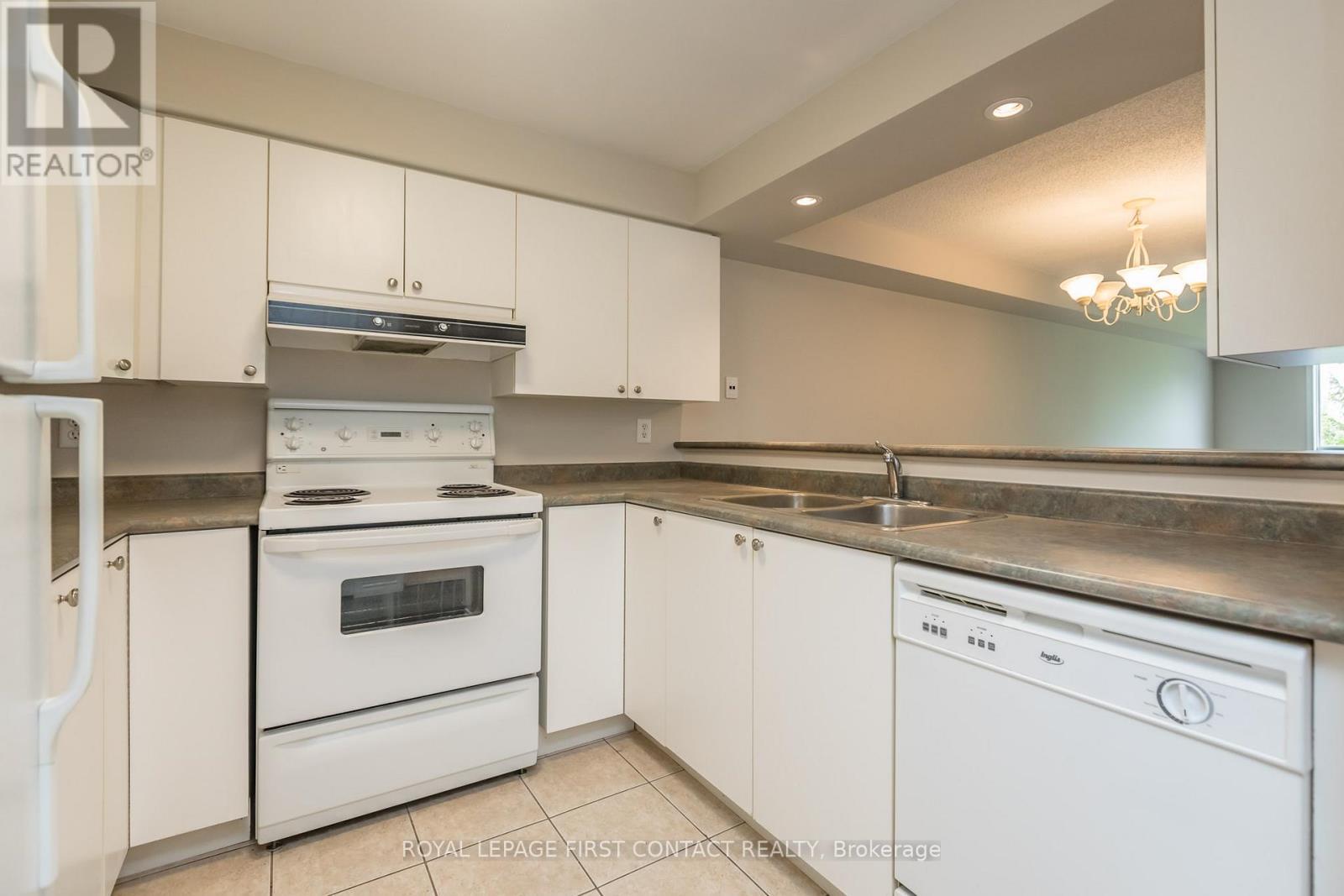 












103 - 117 EDGEHILL DRIVE

,
Barrie,




Ontario
L4N1L9

