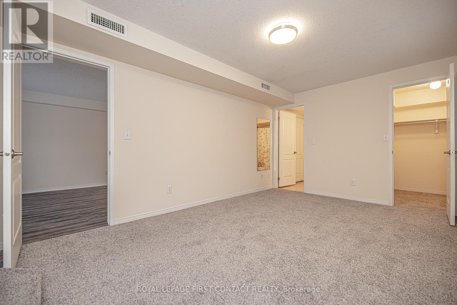 












103 - 117 EDGEHILL DRIVE

,
Barrie,




Ontario
L4N1L9

