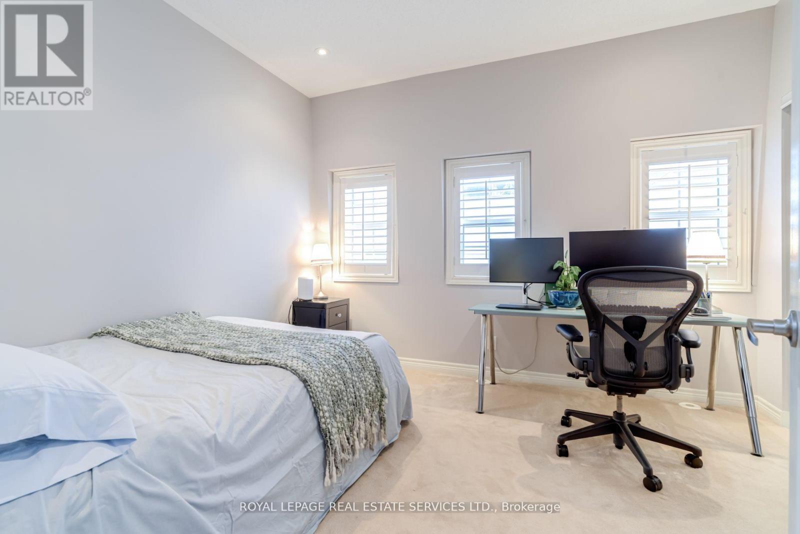 












12 - 1968 BLOOR STREET W

,
Toronto,




Ontario
M6P3K9

