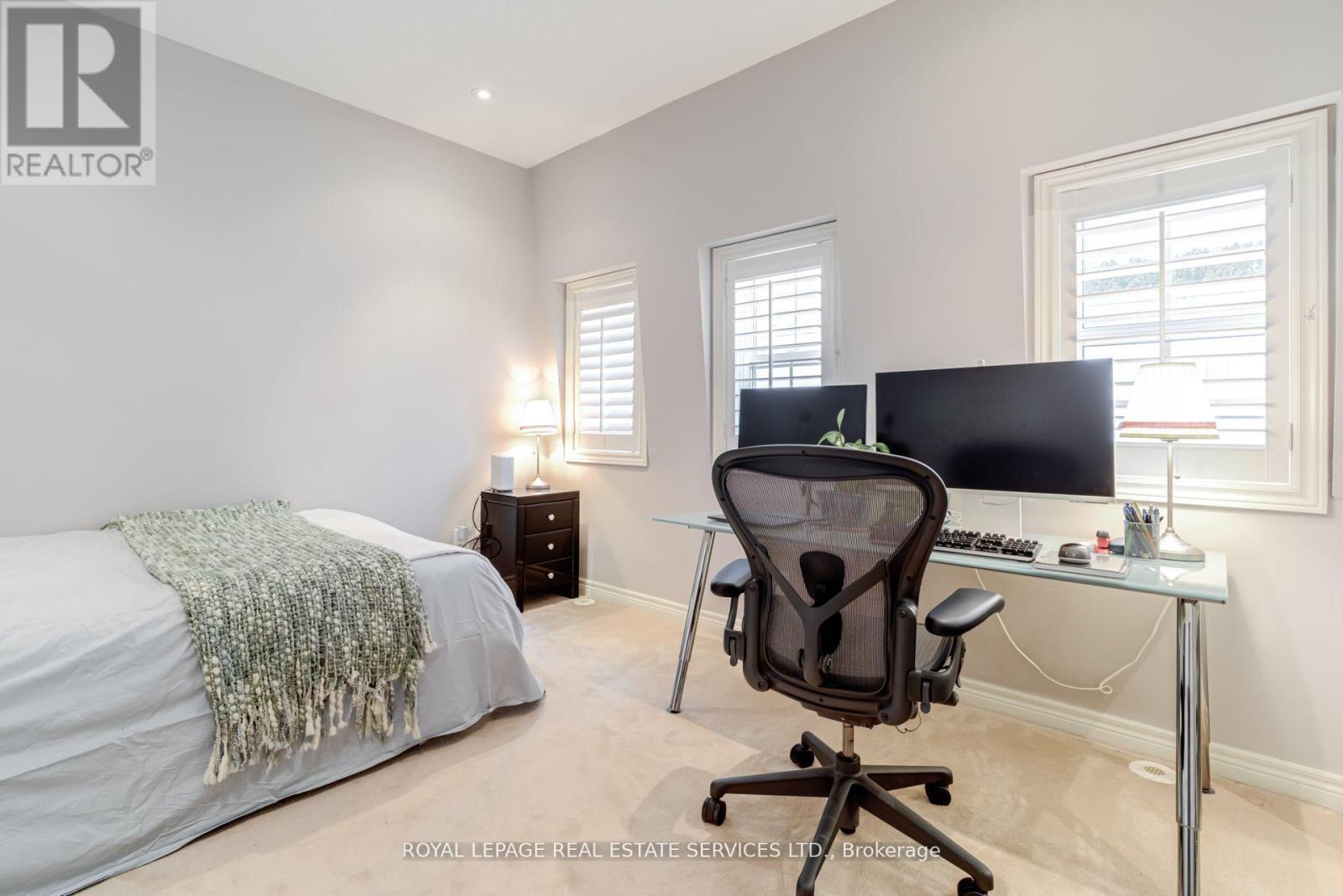 












12 - 1968 BLOOR STREET W

,
Toronto,




Ontario
M6P3K9

