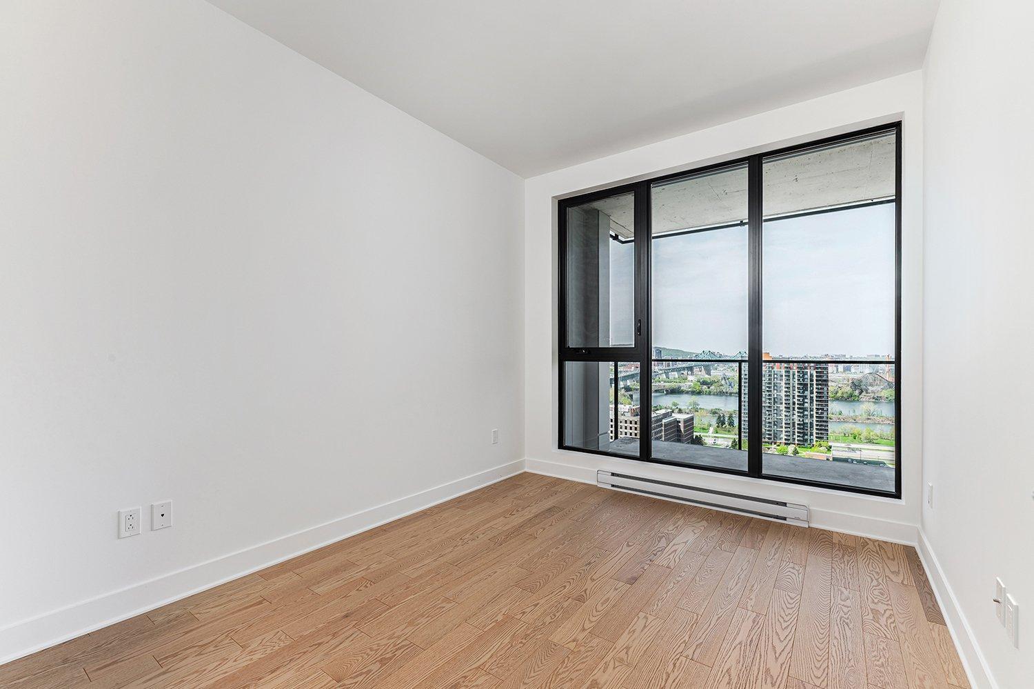 









200


Rue Marie-Charles-Le Moyne

, 2405,
Longueuil (Le Vieux-Longueuil),




QC
J4K8C2

