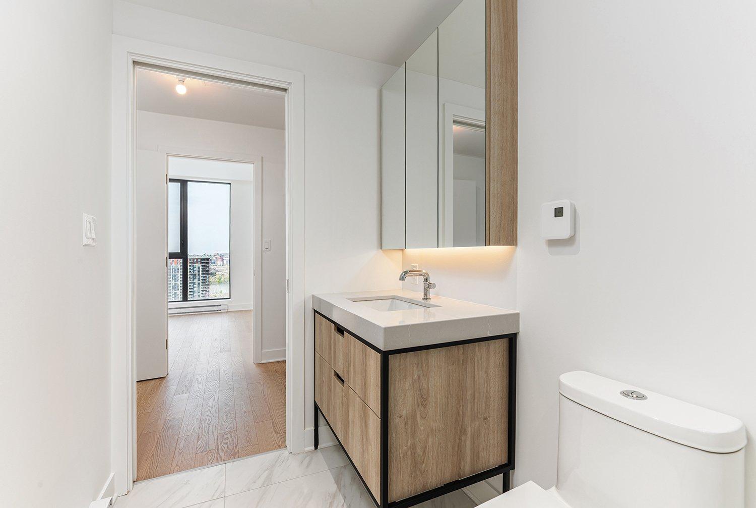 









200


Rue Marie-Charles-Le Moyne

, 2405,
Longueuil (Le Vieux-Longueuil),




QC
J4K8C2

