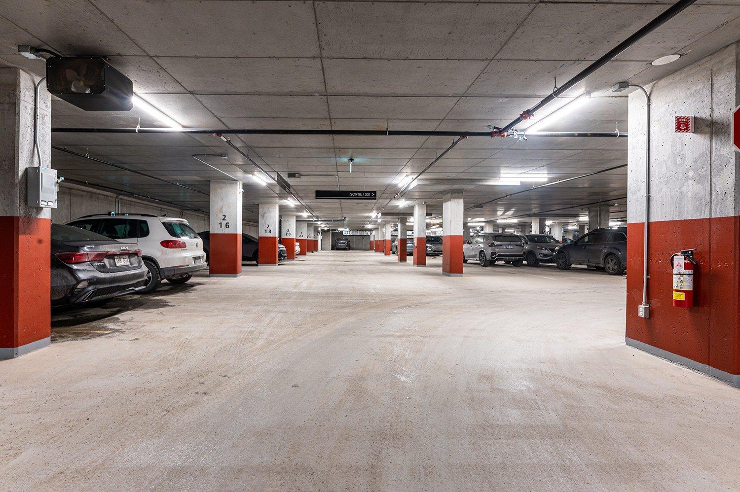 









200


Rue Marie-Charles-Le Moyne

, 2405,
Longueuil (Le Vieux-Longueuil),




QC
J4K8C2

