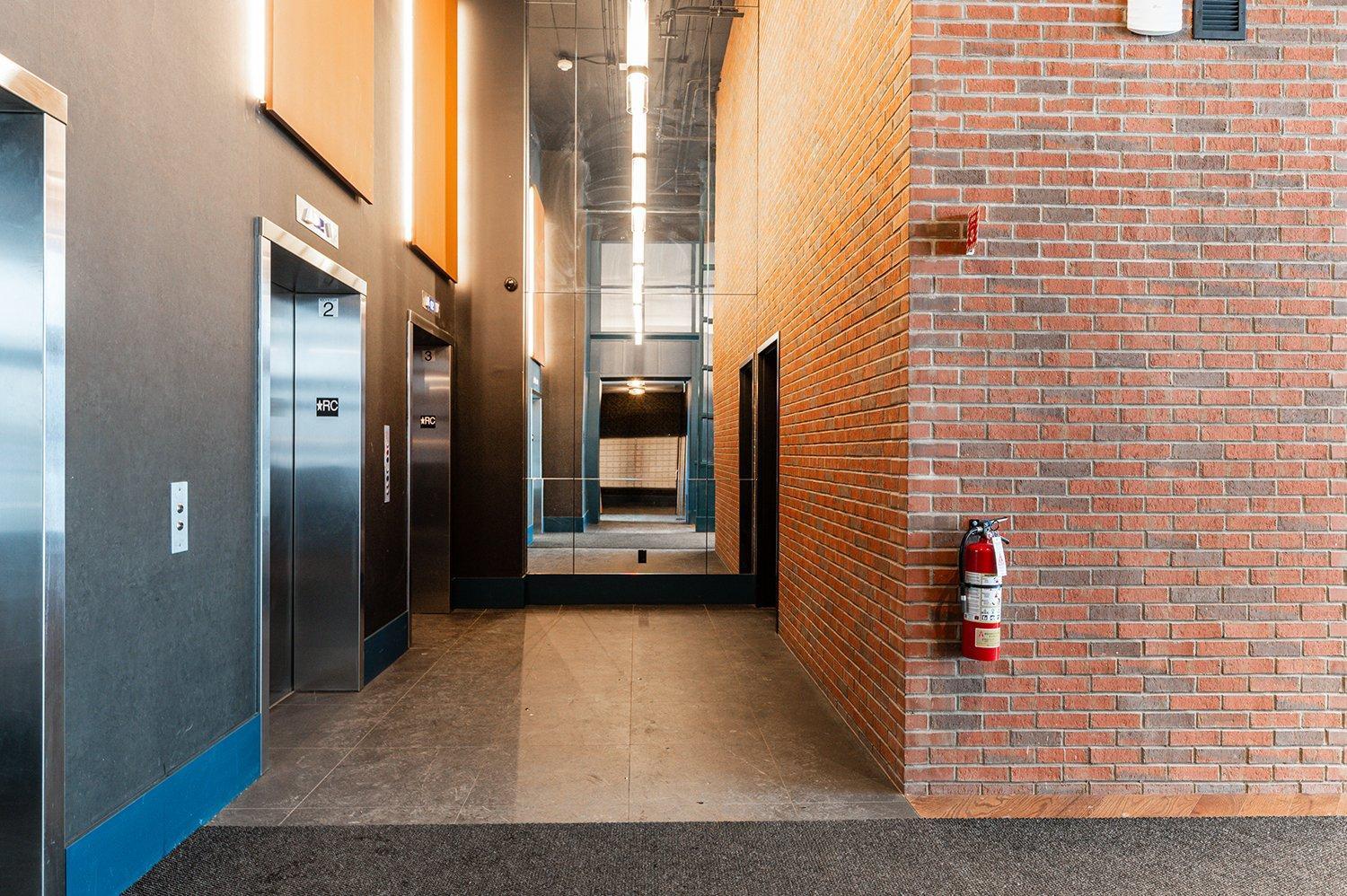









200


Rue Marie-Charles-Le Moyne

, 2405,
Longueuil (Le Vieux-Longueuil),




QC
J4K8C2

