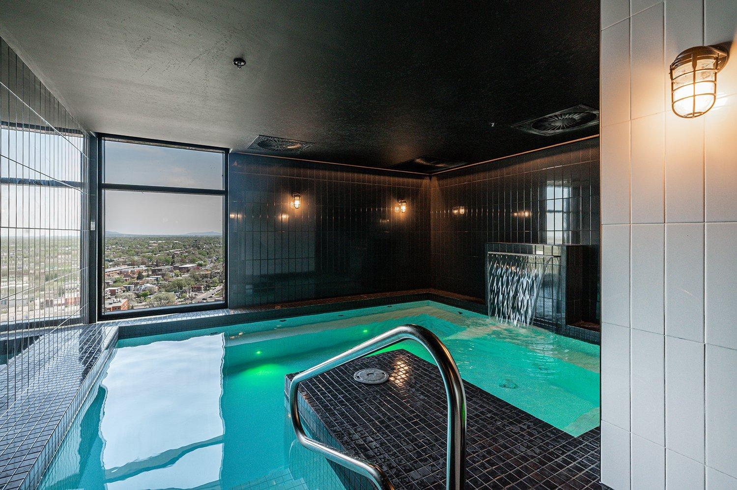 









200


Rue Marie-Charles-Le Moyne

, 2405,
Longueuil (Le Vieux-Longueuil),




QC
J4K8C2

