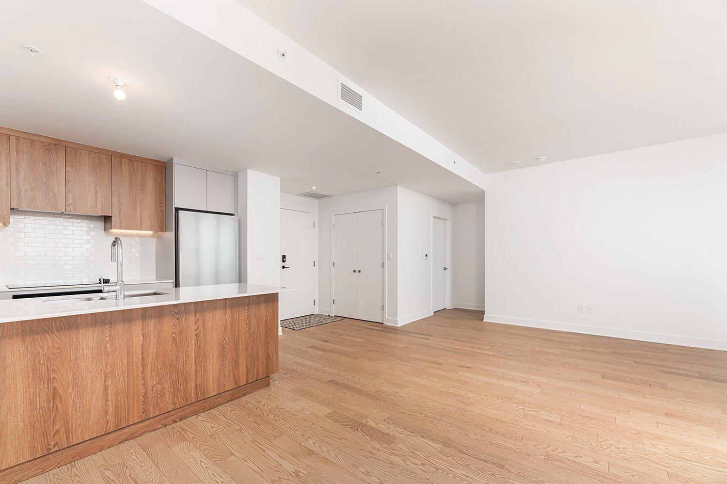 









200


Rue Marie-Charles-Le Moyne

, 2405,
Longueuil (Le Vieux-Longueuil),




QC
J4K8C2

