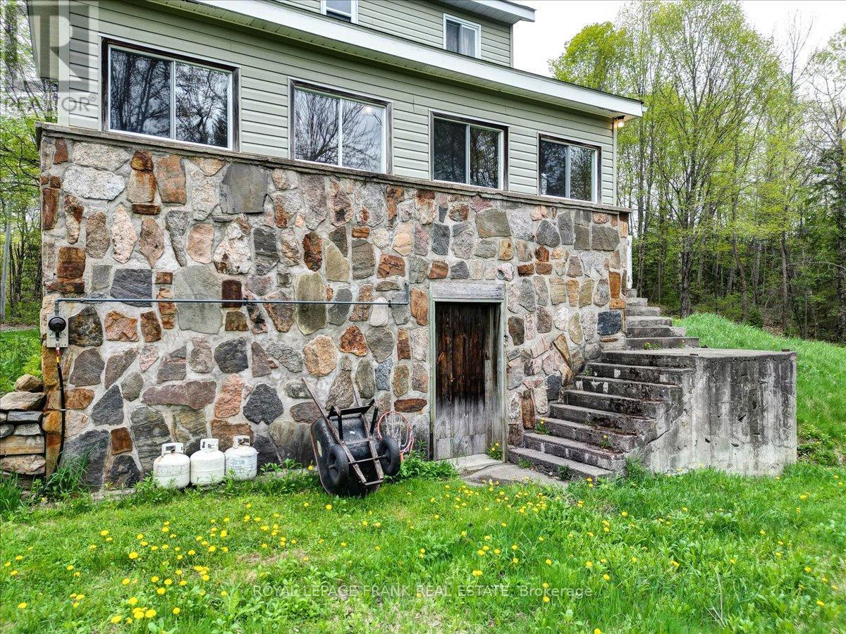 












1019 ANDERSON ROAD

,
Highlands East (Monmouth),




Ontario
K0L2Y0

