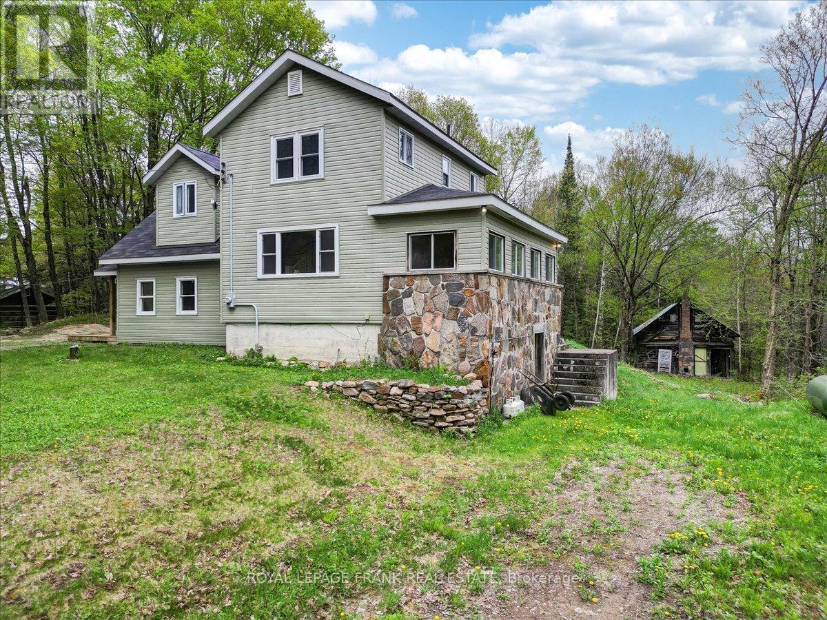 












1019 ANDERSON ROAD

,
Highlands East (Monmouth),




Ontario
K0L2Y0

