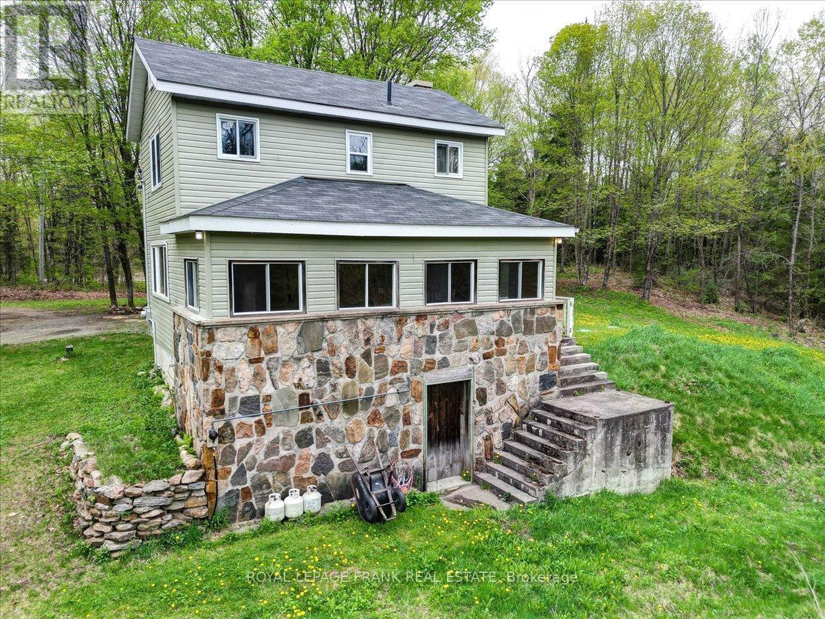 












1019 ANDERSON ROAD

,
Highlands East (Monmouth),




Ontario
K0L2Y0


