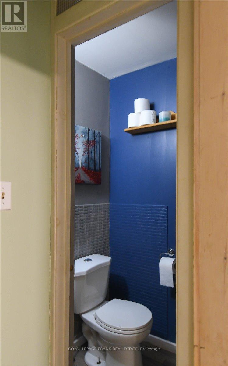 












1019 ANDERSON ROAD

,
Highlands East (Monmouth),




Ontario
K0L2Y0

