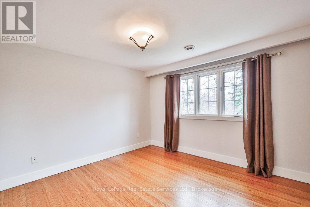 












196 SABEL STREET

,
Oakville (BR Bronte),




Ontario
L6L3V4

