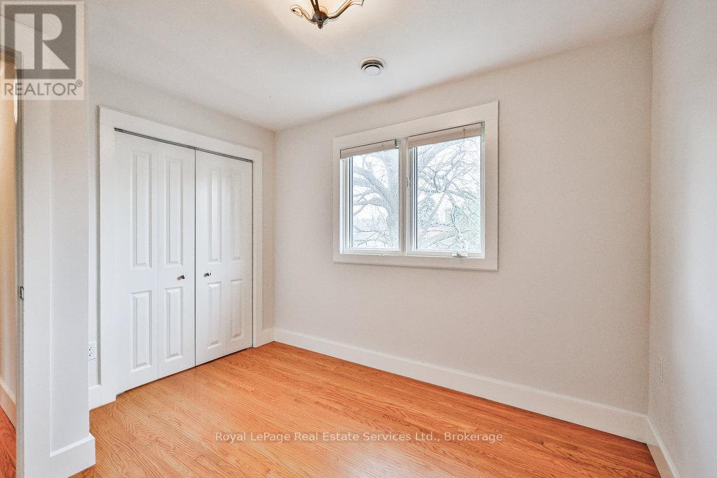 












196 SABEL STREET

,
Oakville (BR Bronte),




Ontario
L6L3V4

