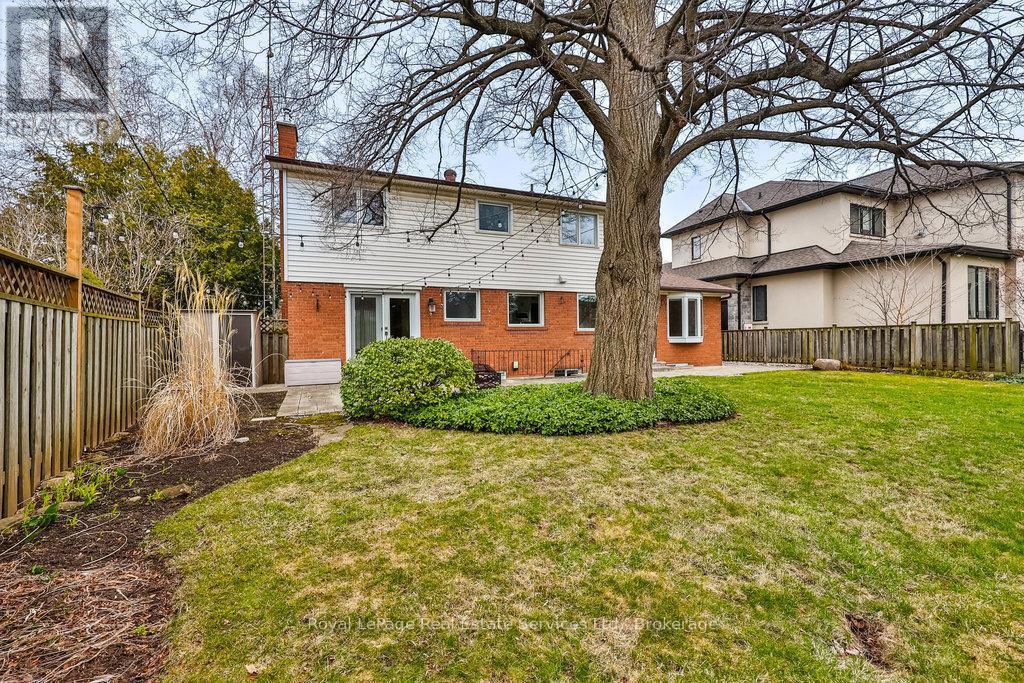 












196 SABEL STREET

,
Oakville (BR Bronte),




Ontario
L6L3V4

