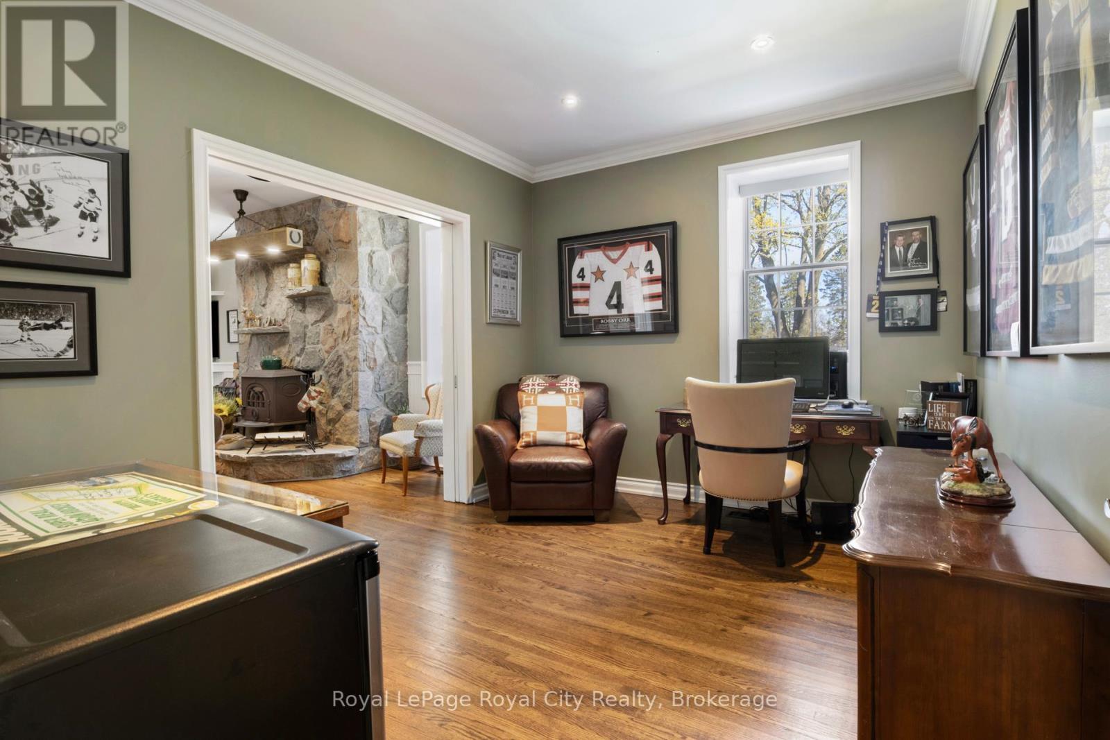 












5228 FIRST LINE

,
Erin,




Ontario
L7J2L9

