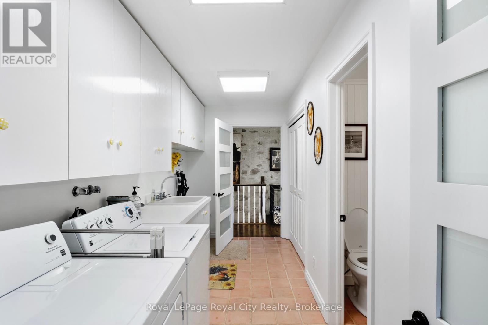 












5228 FIRST LINE

,
Erin,




Ontario
L7J2L9

