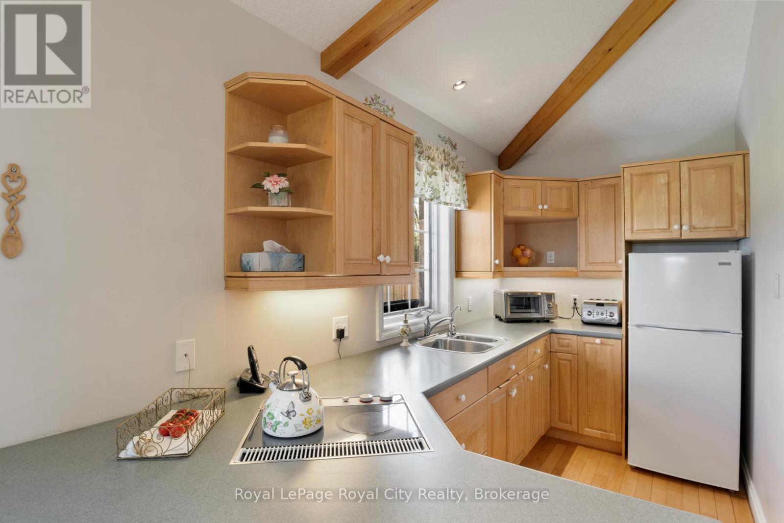 












5228 FIRST LINE

,
Erin,




Ontario
L7J2L9

