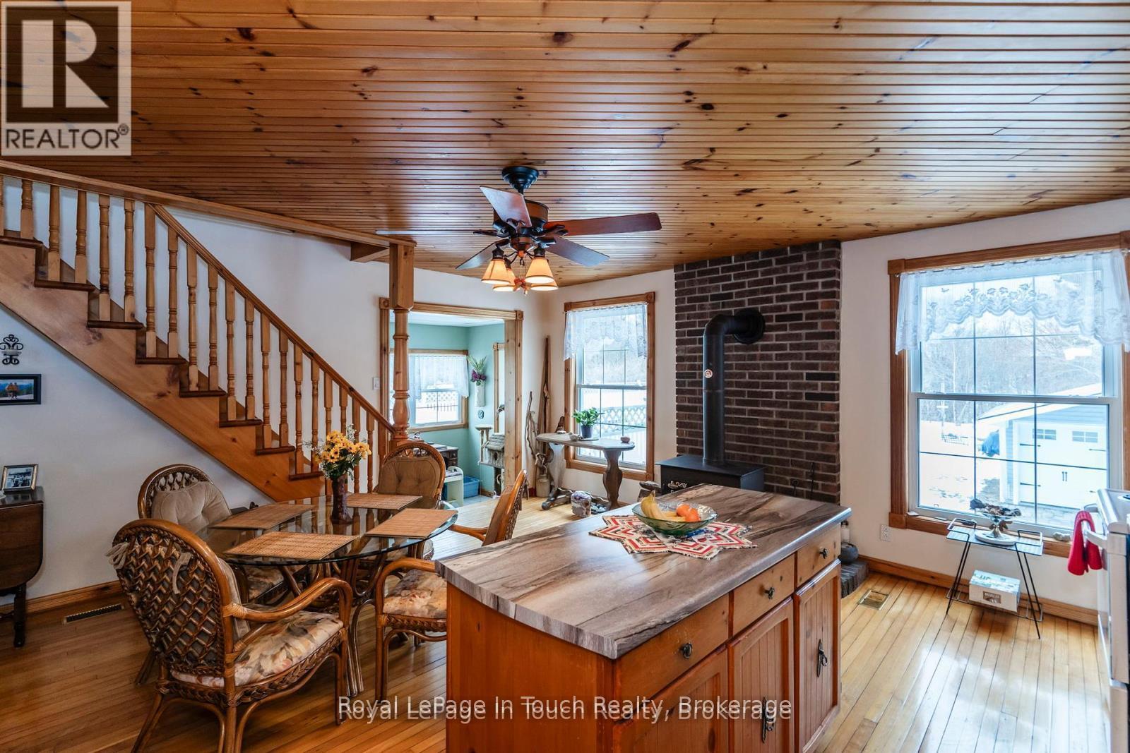 












306 CHURCH STREET

,
Penetanguishene,




Ontario
L9M1G5

