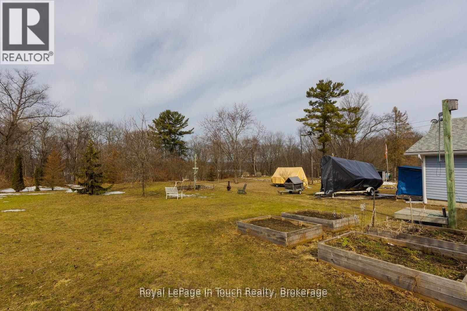 












306 CHURCH STREET

,
Penetanguishene,




Ontario
L9M1G5

